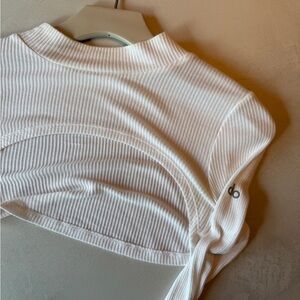 ALO Yoga White Ribbed Women's Top